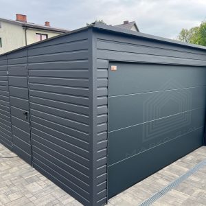 Garaż blaszany 4 x 6, brama segmentowa, grafit, drzwi i okno