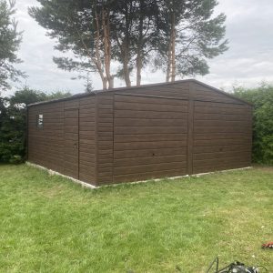 Garaż blaszany 7m x 6m, drewnopodobny